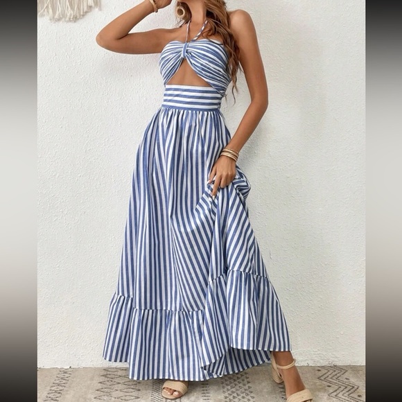 Boho cutout striped halter maxi dress - Picture 4 of 6